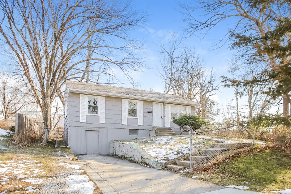 8215 Highland Ave, Kansas City, MO 64131 Home for Rent 3 Beds, 1